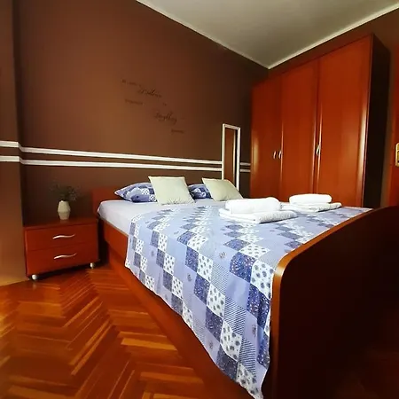 Apartman Gloria